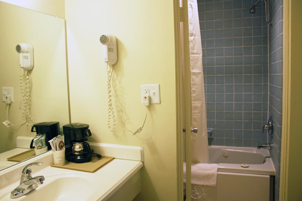 Main Street Lodge And Suites Port Huron Bilik gambar